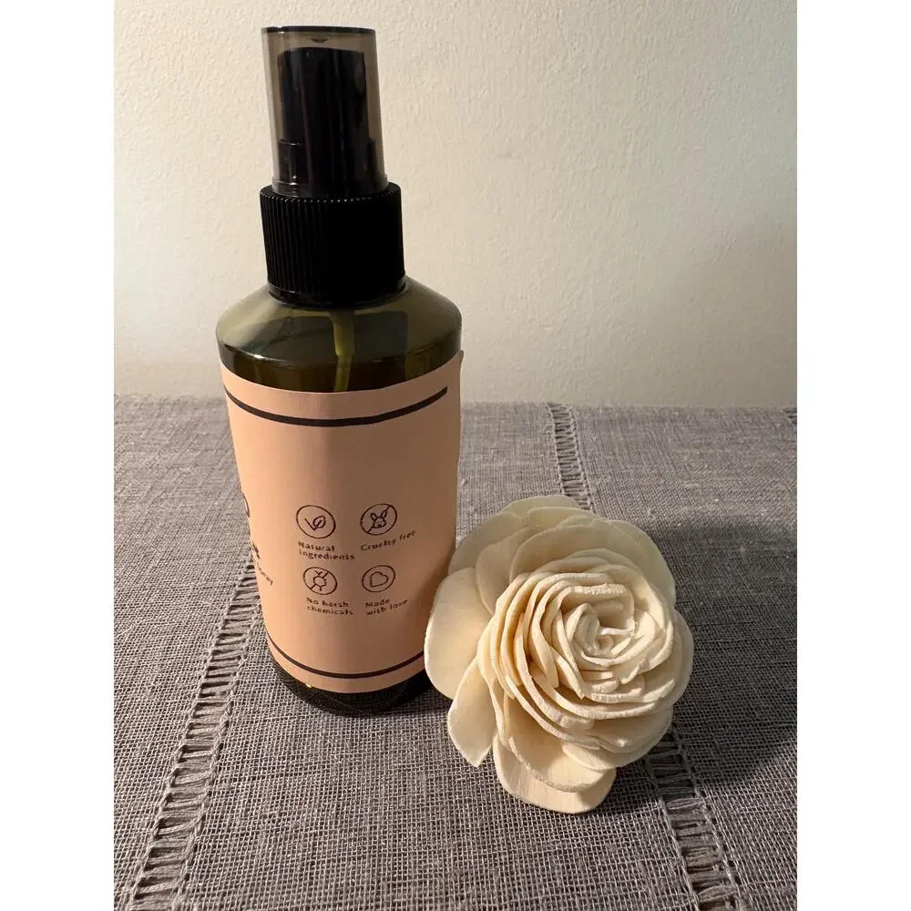 K9 Refresh Deoderizing Room Spray by Exfolia Essence offered in 5oz.